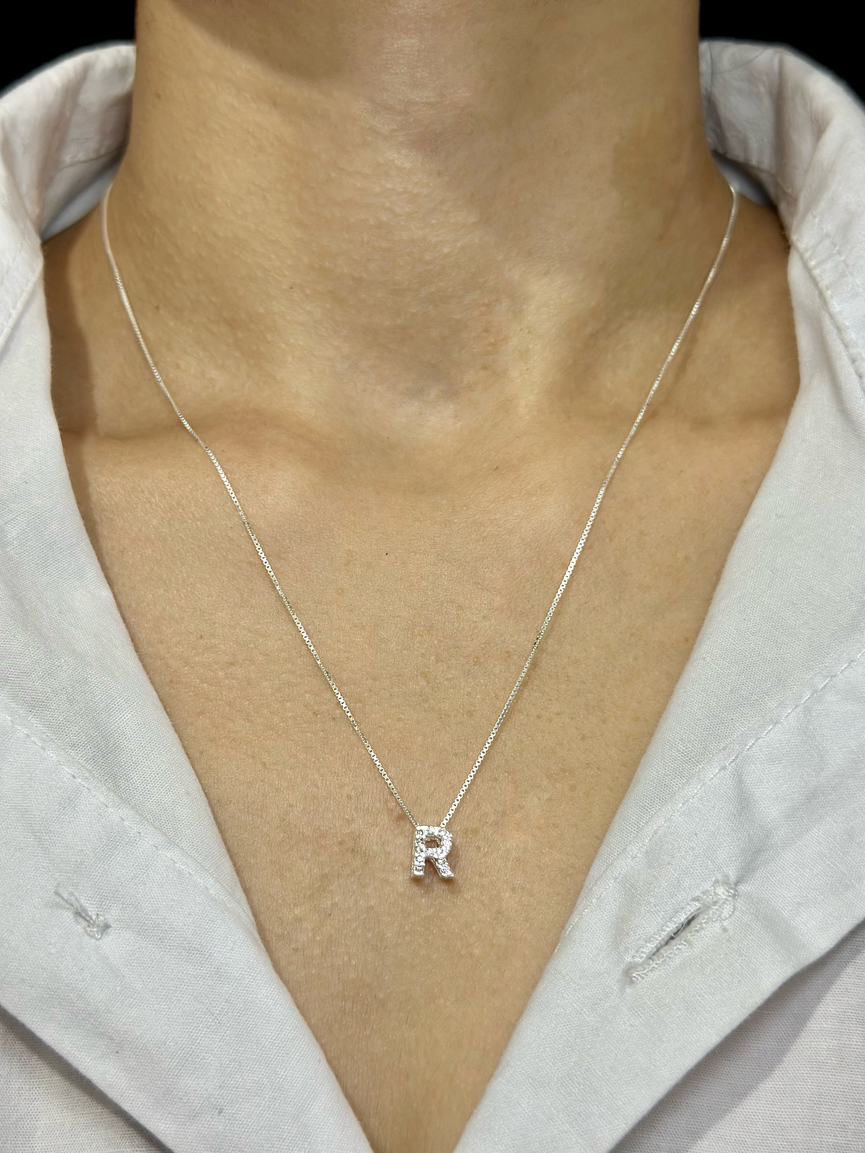 Colar de Letras cravejado em Prata 925 Legítima – Corrente 45cm + Pingente | feminina | Garantia Vitalicia