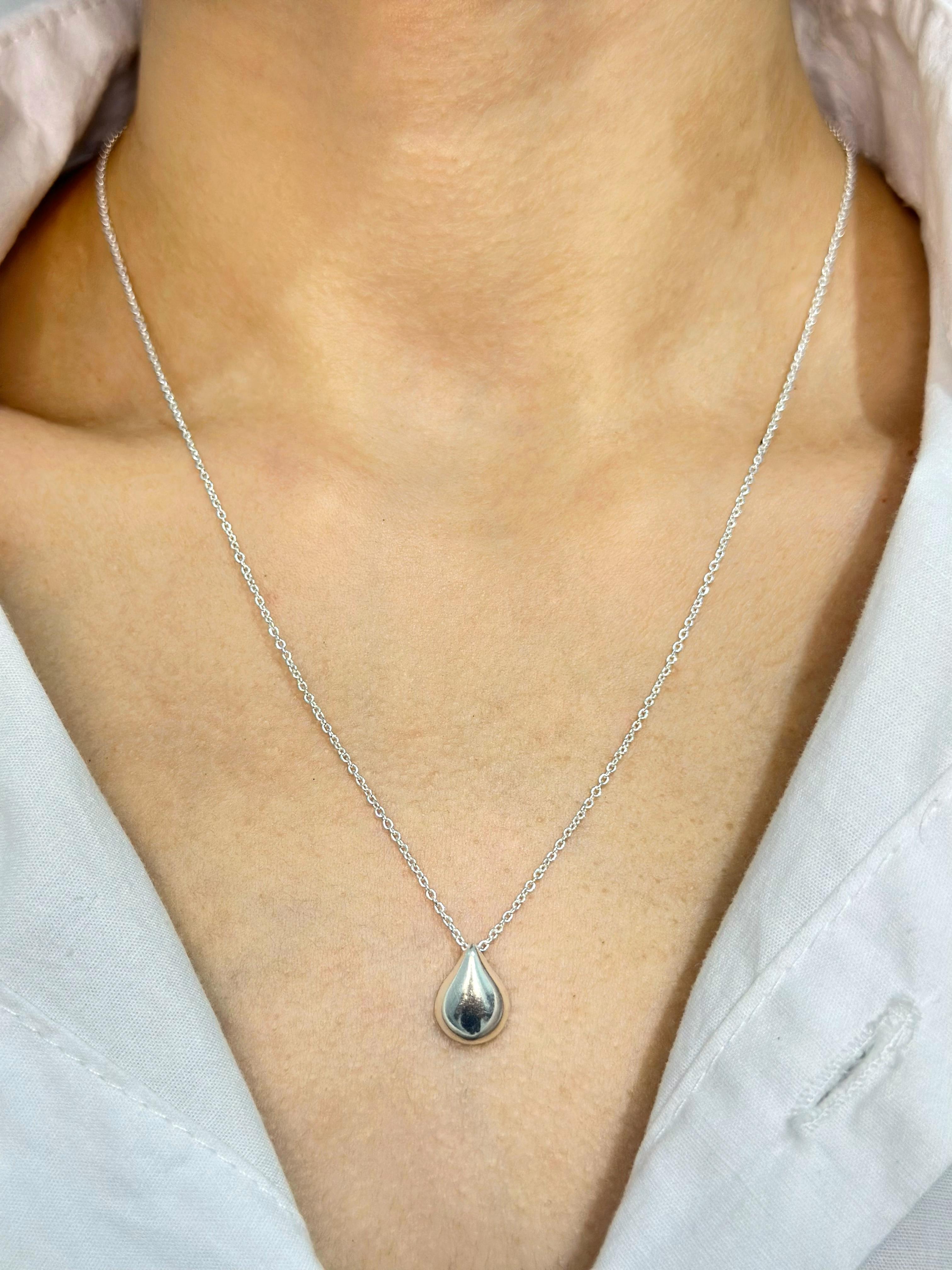 Conjunto Gota Feminino em Prata 925 Legítima – Design Exclusivo com Garantia Vitalícia