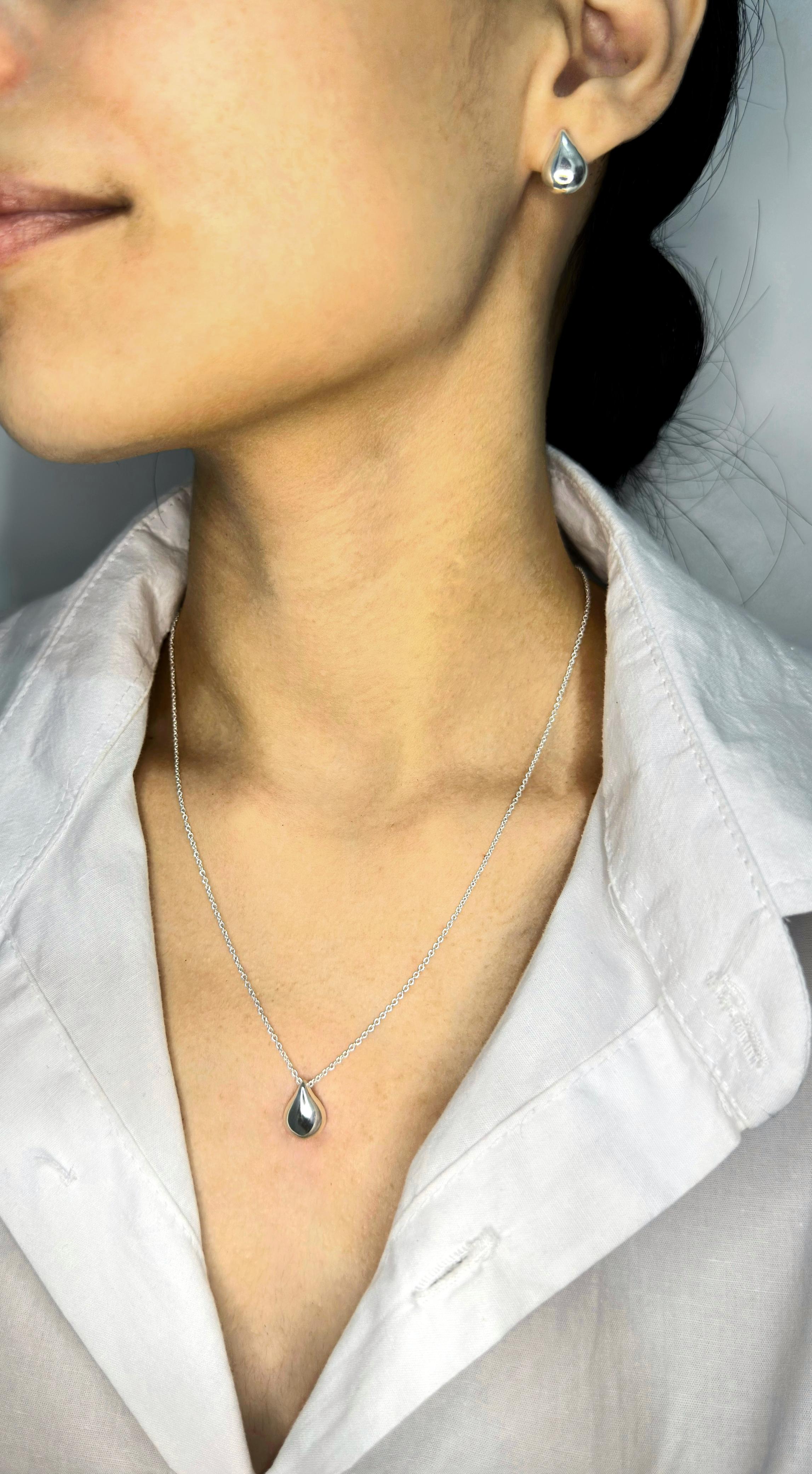 Conjunto Gota Feminino em Prata 925 Legítima – Design Exclusivo com Garantia Vitalícia