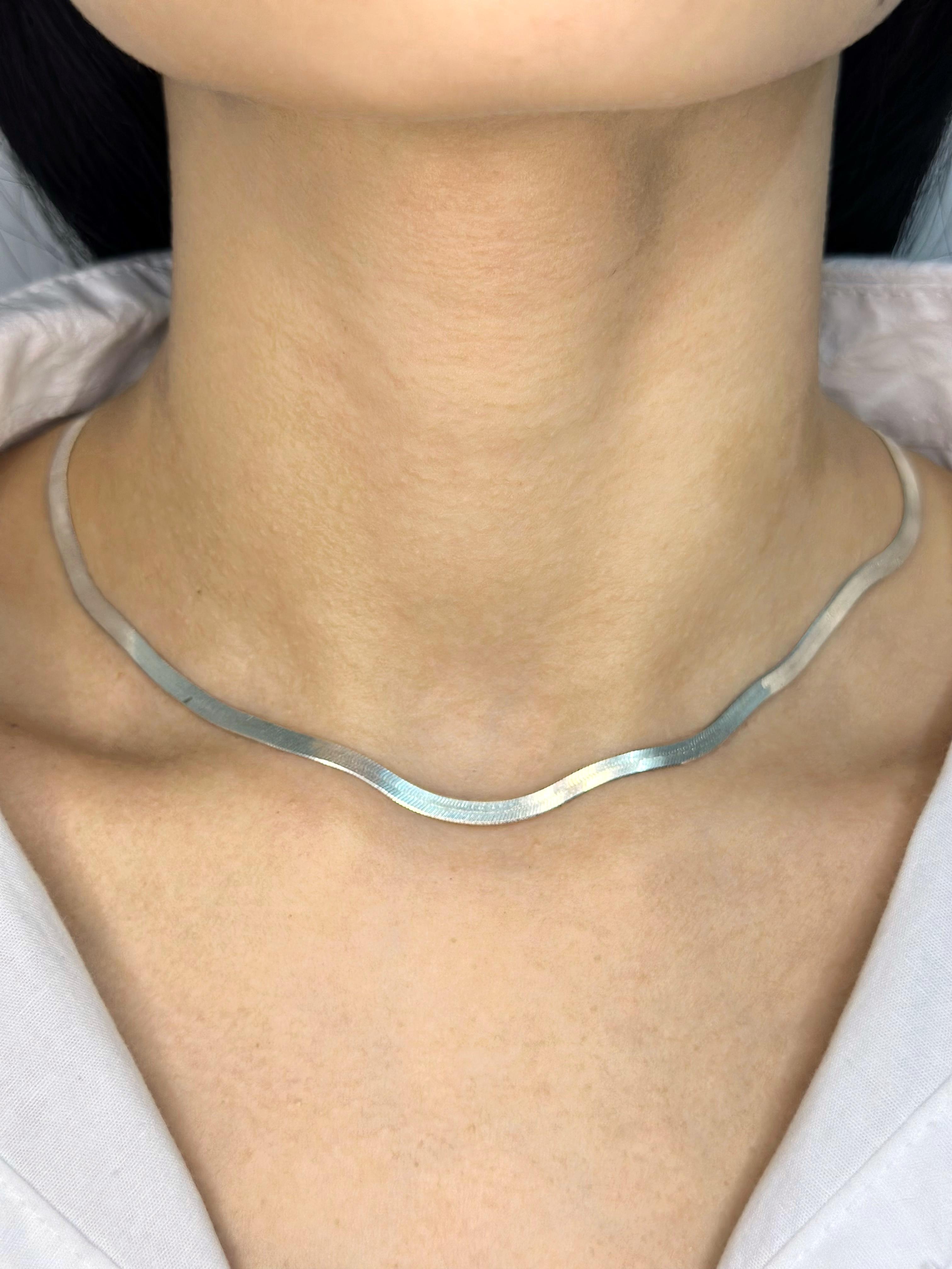 Colar Choker Laminado Feminino em Prata 925 Legítima – Design Exclusivo com Garantia Vitalícia