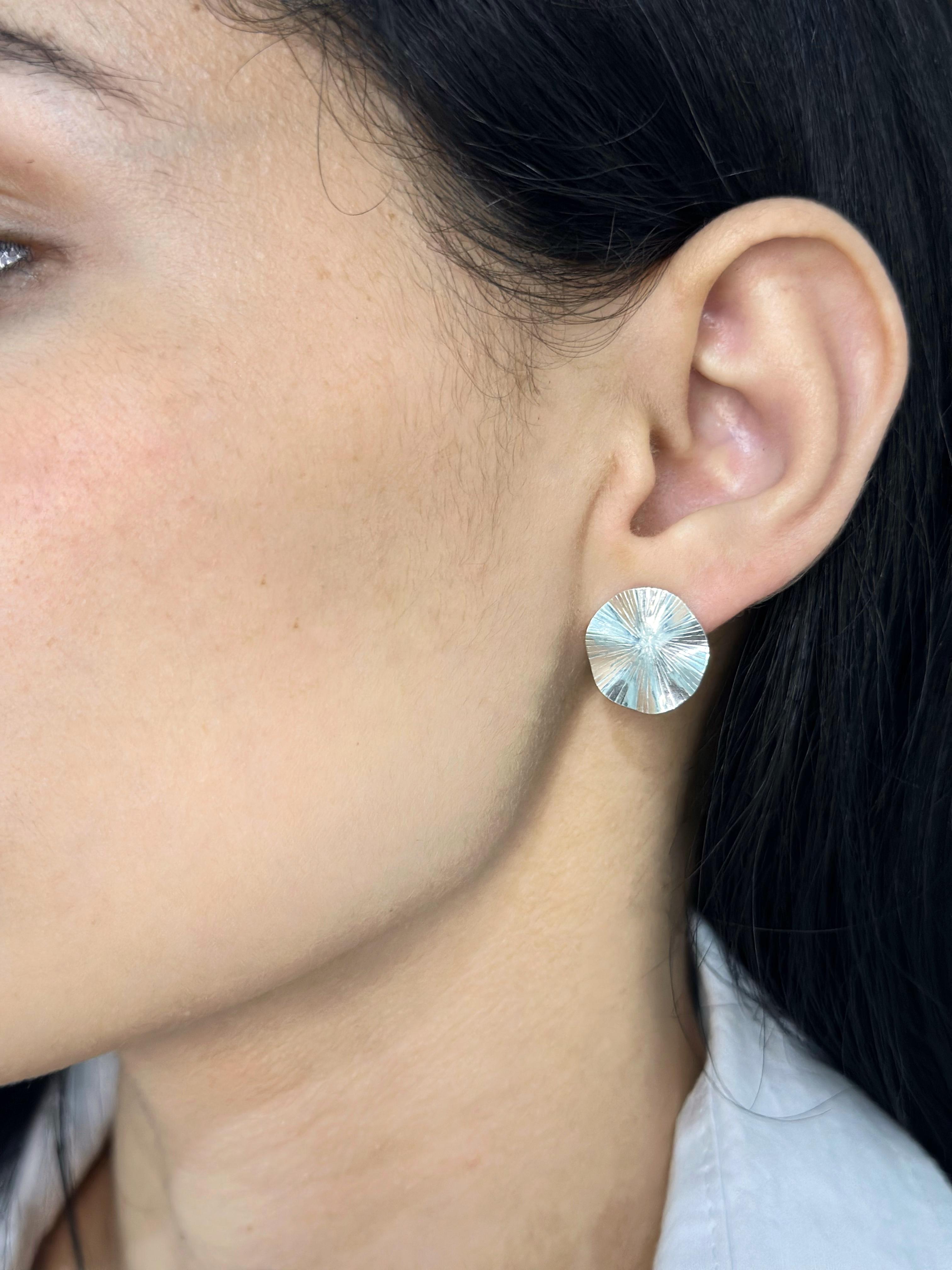 Brinco Folha de Lótus Feminino Prata 925 Legítima – Alta Qualidade com Garantia Vitalícia