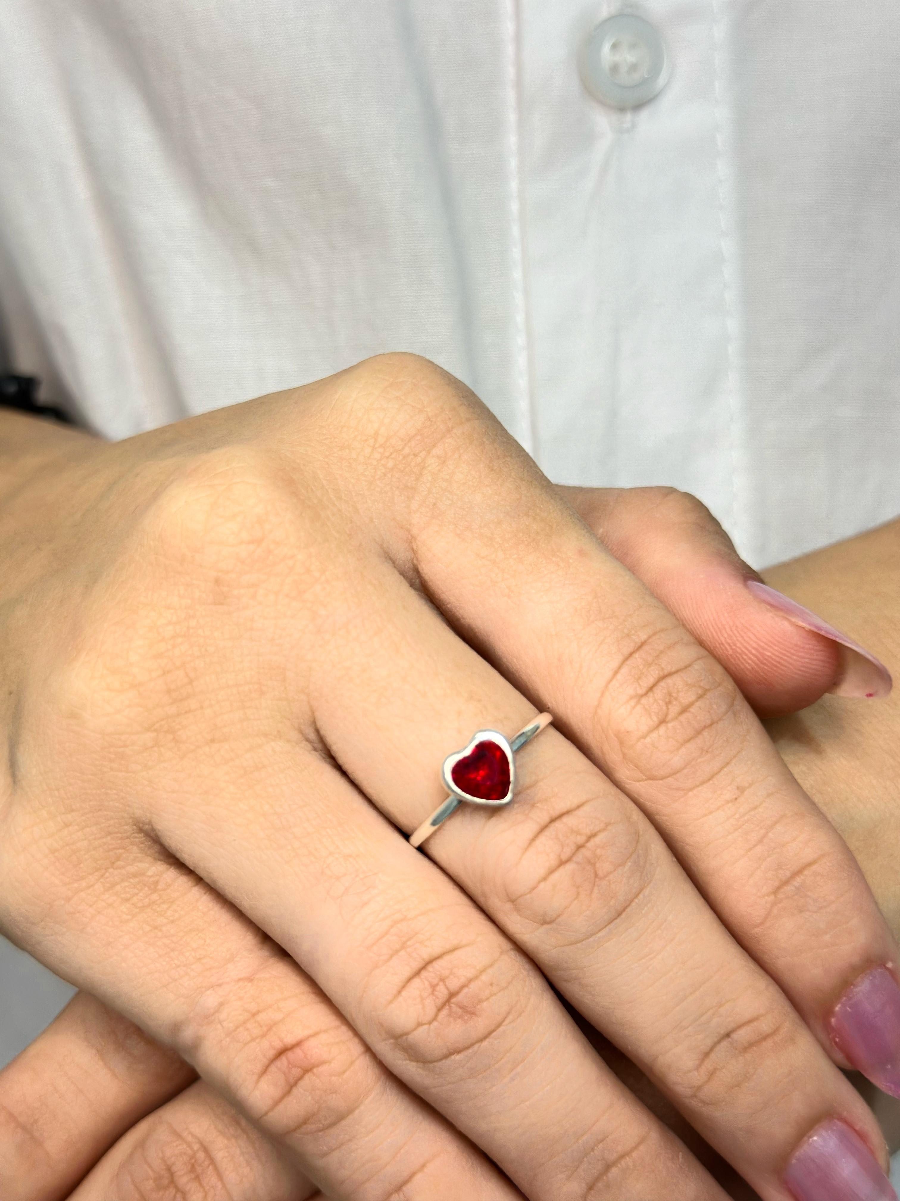 Anel Solitário Coração Feminino em Prata 925 Legítima – Design Exclusivo com Garantia Vitalícia