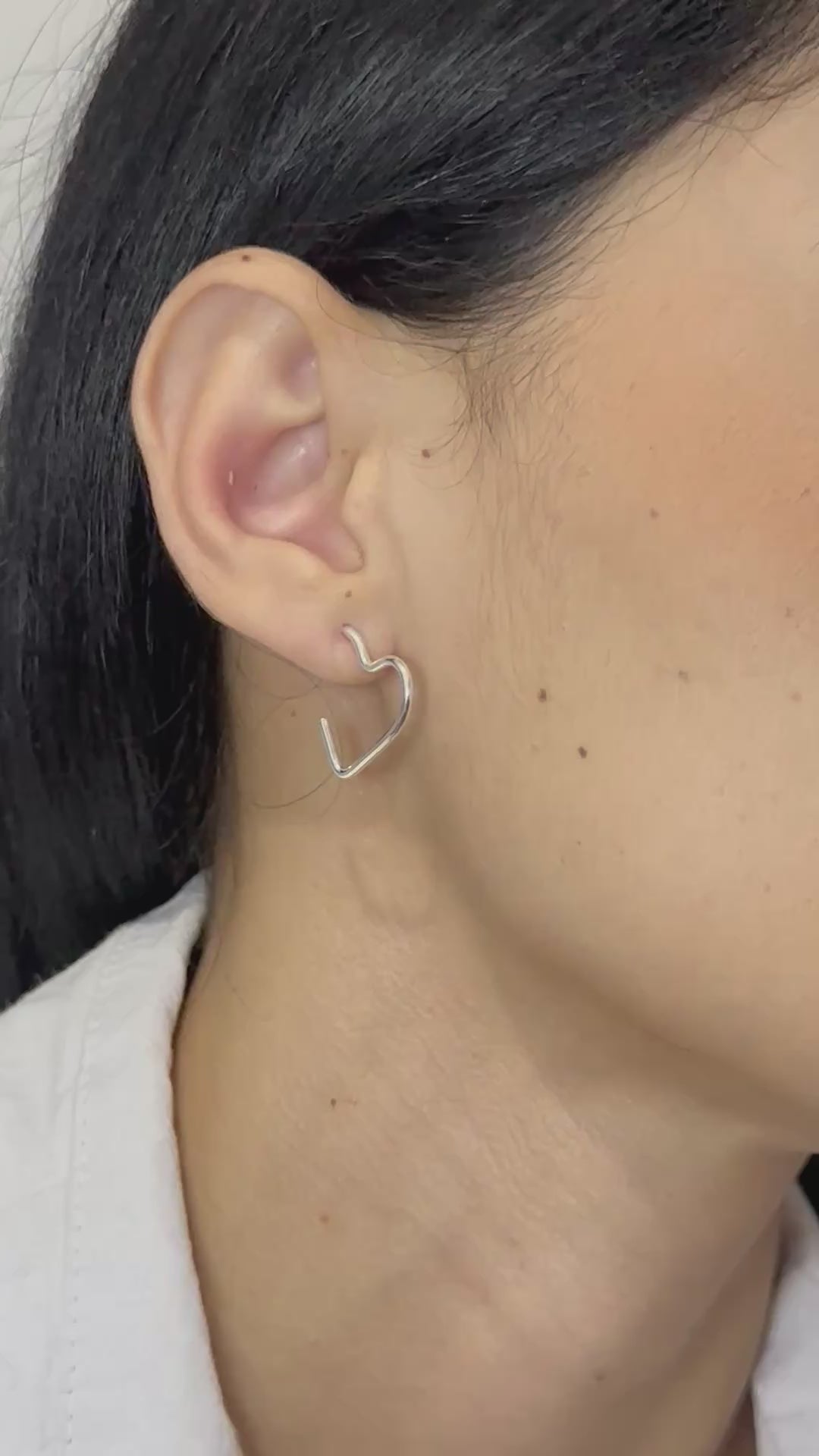 Brinco Argola Coração em Prata 925 Legítima |feminino | Garantia Vitalícia